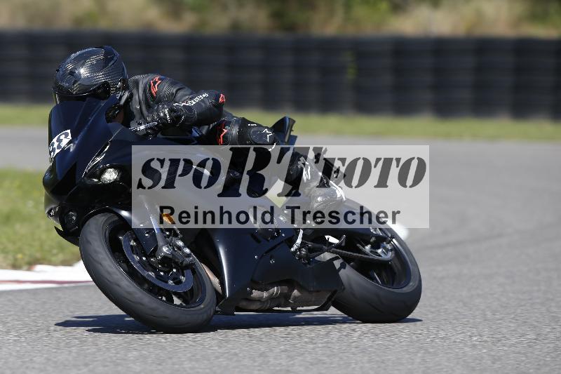 Archiv-2025/48 25.08.2025 Cornu Master School ADR/gruen-vert/88